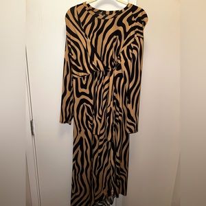 ASOS DESIGN Maternity tie waist maxi dress in animal print
